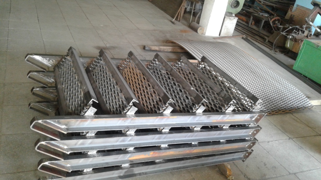 Лестницы для лубрикаторных 2.jpg